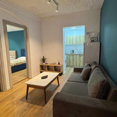 Apartamento Host Elios Tirana Exterior foto