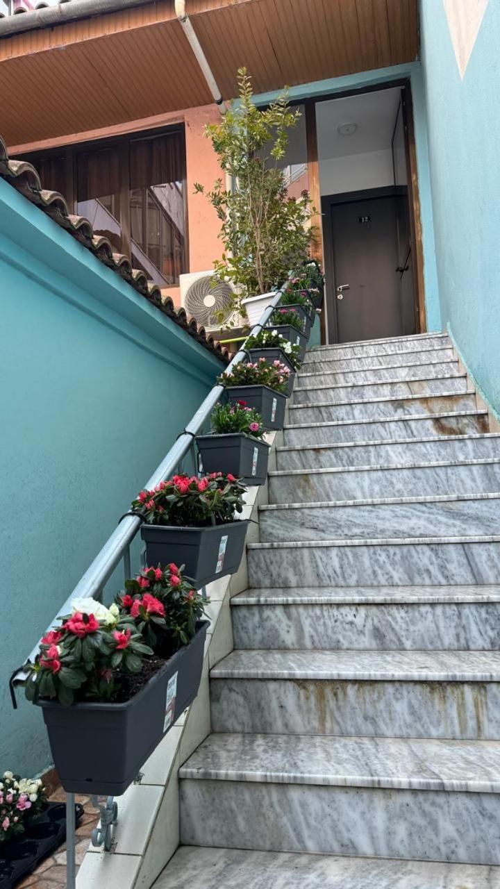 Apartamento Host Elios Tirana Exterior foto